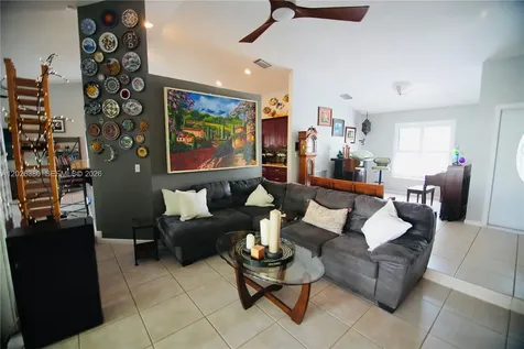150 SW 127th Avenue Plantation FL 33325