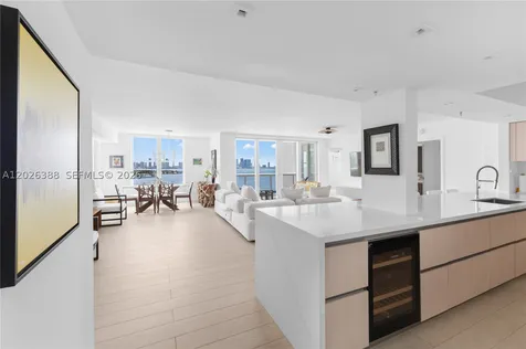 1800 Sunset Harbour Miami Beach FL 33139