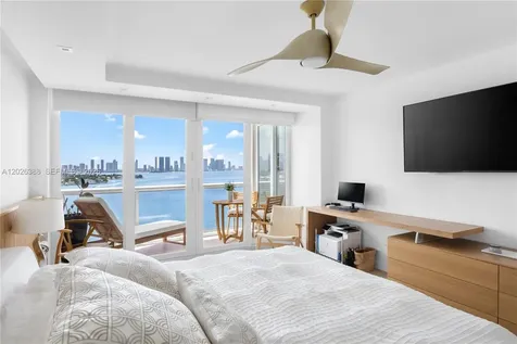 1800 Sunset Harbour Miami Beach FL 33139