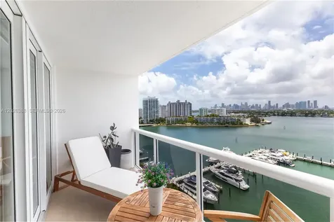 1800 Sunset Harbour Miami Beach FL 33139