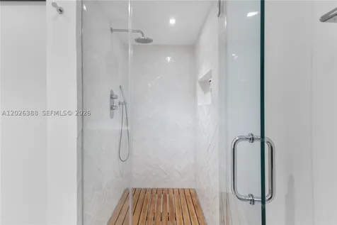 1800 Sunset Harbour Miami Beach FL 33139