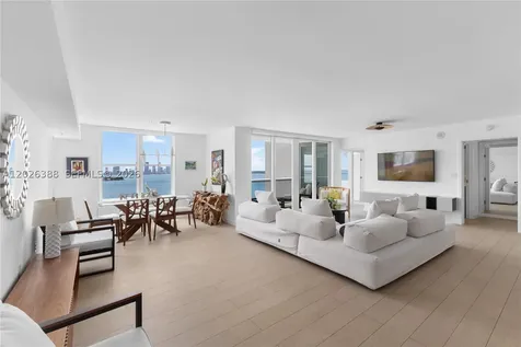 1800 Sunset Harbour Miami Beach FL 33139
