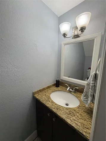 2778 W 60th Street Hialeah FL 33016