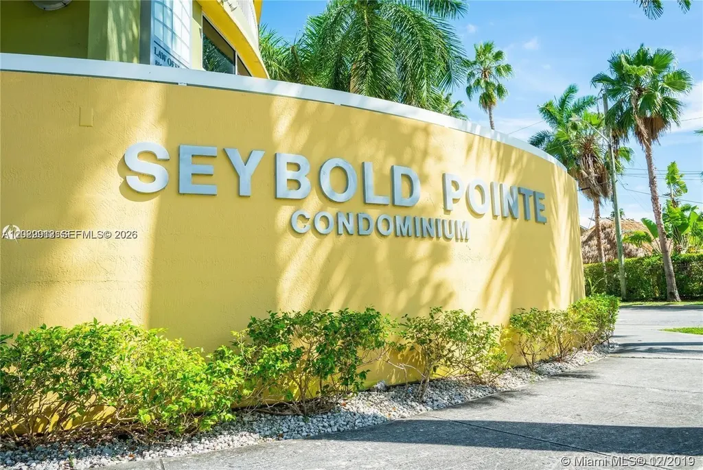 816 NW 11th Street Miami FL 33136