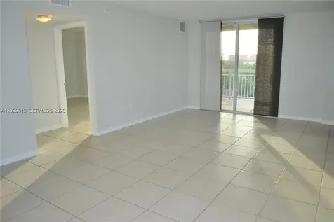 816 NW 11th Street Miami FL 33136