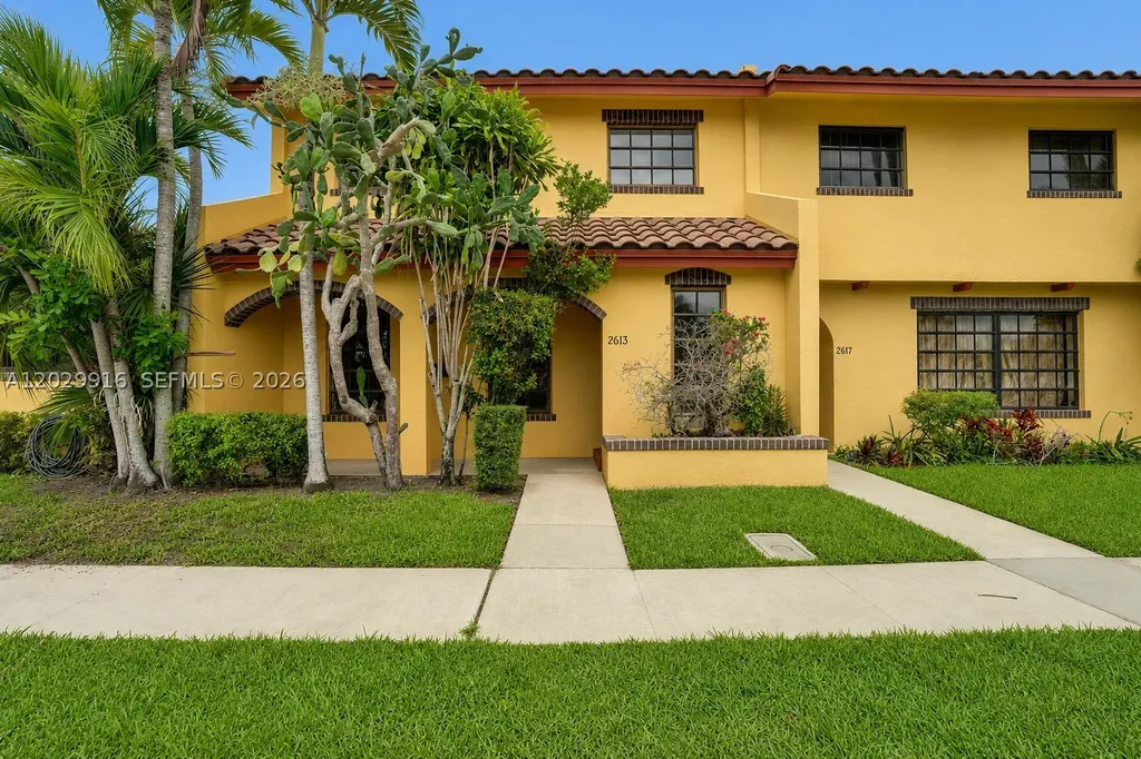 2613 NW 47th Terrace Lauderdale Lakes FL 33313