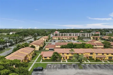 2613 NW 47th Terrace Lauderdale Lakes FL 33313