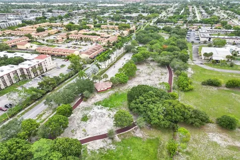 2613 NW 47th Terrace Lauderdale Lakes FL 33313