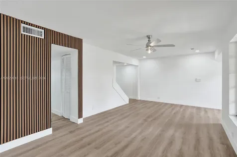 2613 NW 47th Terrace Lauderdale Lakes FL 33313