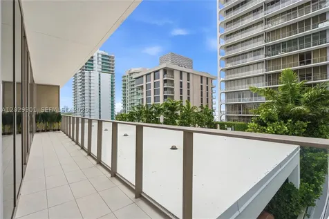 2678 Tigertail Avenue Miami FL 33133
