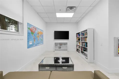 3001 S Ocean Drive Hollywood FL 33019