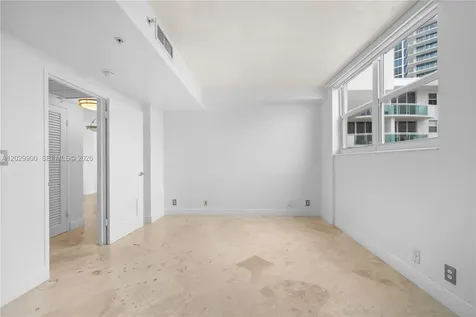 3001 S Ocean Drive Hollywood FL 33019