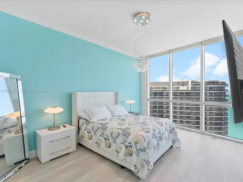 1750 N Bayshore Drive Miami FL 33132