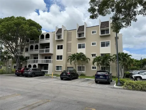 7800 Camino Real Miami FL 33143