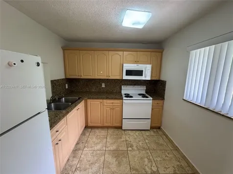 7800 Camino Real Miami FL 33143