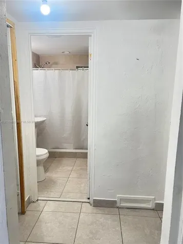 1401 E 8th Avenue Hialeah FL 33010