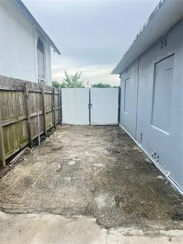 1401 E 8th Avenue Hialeah FL 33010