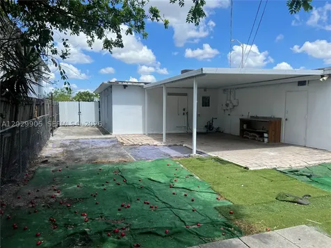 1401 E 8th Avenue Hialeah FL 33010