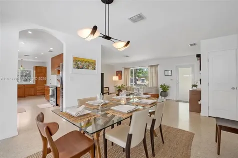 270 NE 123rd Street North Miami FL 33161