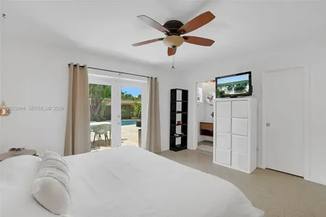 270 NE 123rd Street North Miami FL 33161