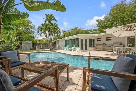 270 NE 123rd Street North Miami FL 33161