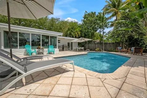 270 NE 123rd Street North Miami FL 33161