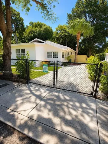5519 NW 4th Avenue Miami FL 33127