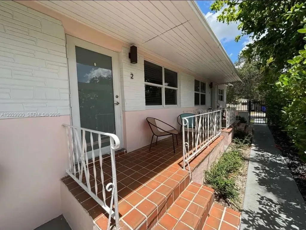 424 NE 64th Street Miami FL 33138