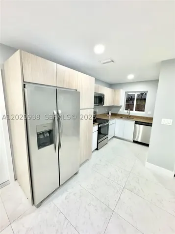 930 NW 2nd Street Fort Lauderdale FL 33311