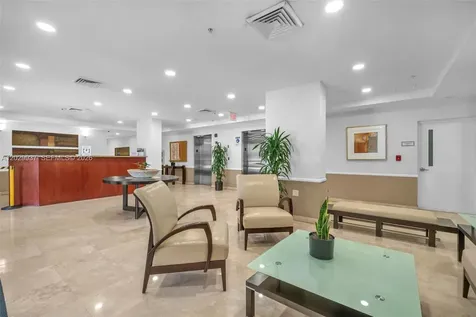 900 SW 8th Street Miami FL 33130