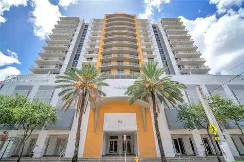 900 SW 8th Street Miami FL 33130