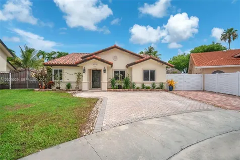 15715 SW 76th Terrace Miami FL 33193