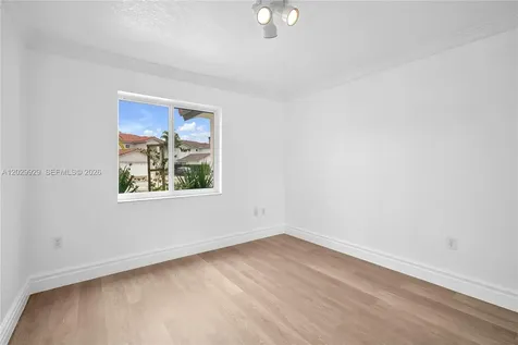 15715 SW 76th Terrace Miami FL 33193