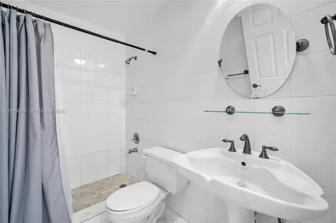 15715 SW 76th Terrace Miami FL 33193