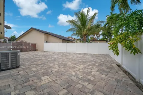 15715 SW 76th Terrace Miami FL 33193