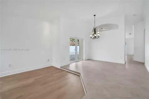15715 SW 76th Terrace Miami FL 33193