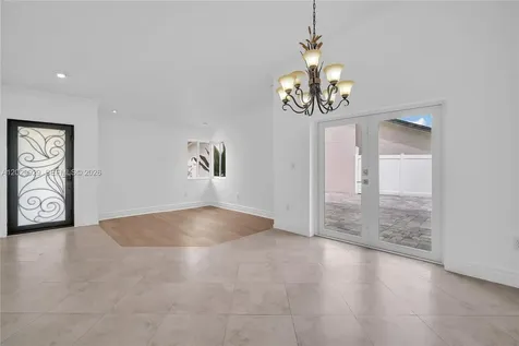 15715 SW 76th Terrace Miami FL 33193