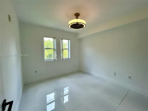 11040 SW 196th Street Cutler Bay FL 33157