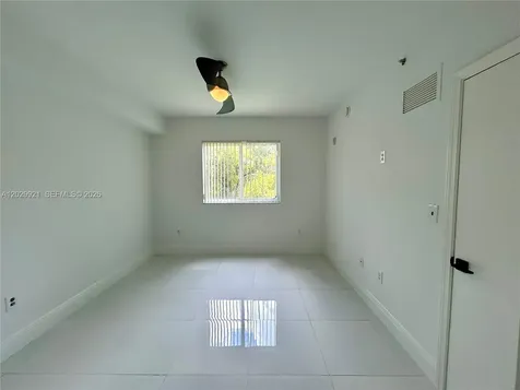 11040 SW 196th Street Cutler Bay FL 33157