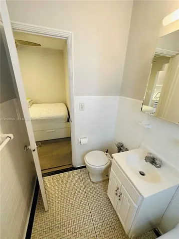 260 Euclid Avenue Miami Beach FL 33139