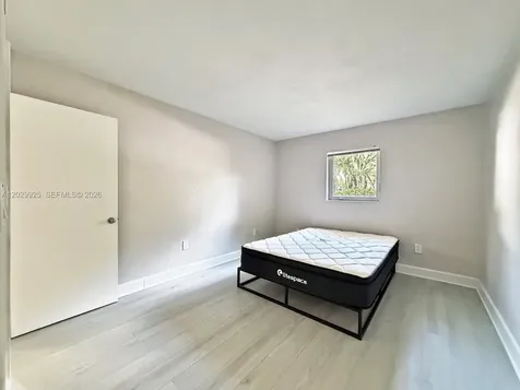 8601 SW 68 Court Pinecrest FL 33143