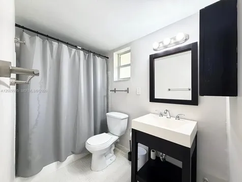 8601 SW 68 Court Pinecrest FL 33143