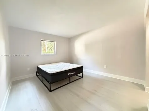 8601 SW 68 Court Pinecrest FL 33143