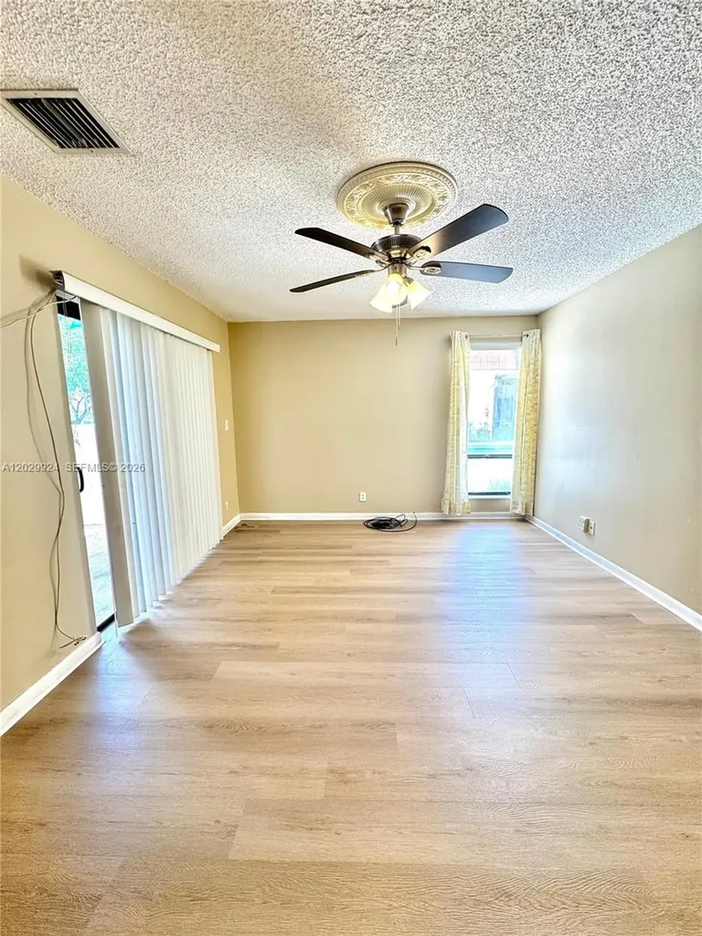 4240 NW 114th Terrace Coral Springs FL 33065
