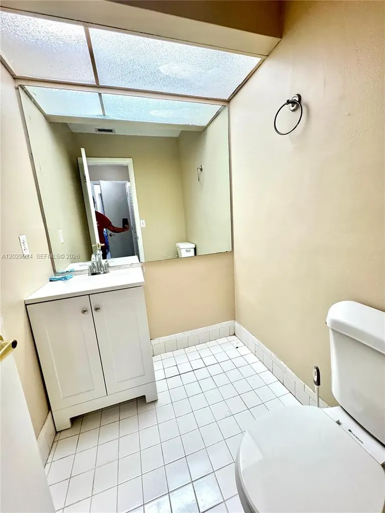 4240 NW 114th Terrace Coral Springs FL 33065