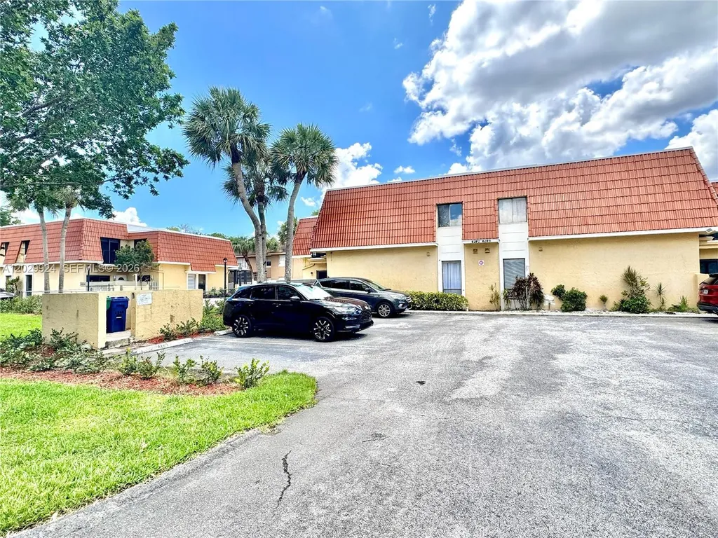 4240 NW 114th Terrace Coral Springs FL 33065