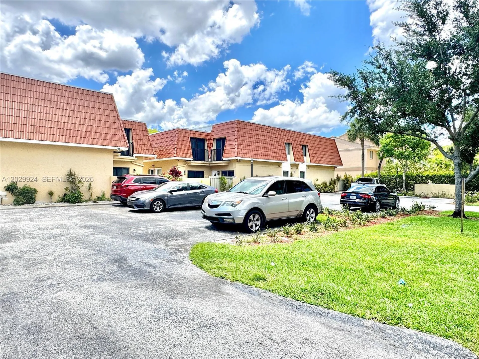 4240 NW 114th Terrace Coral Springs FL 33065