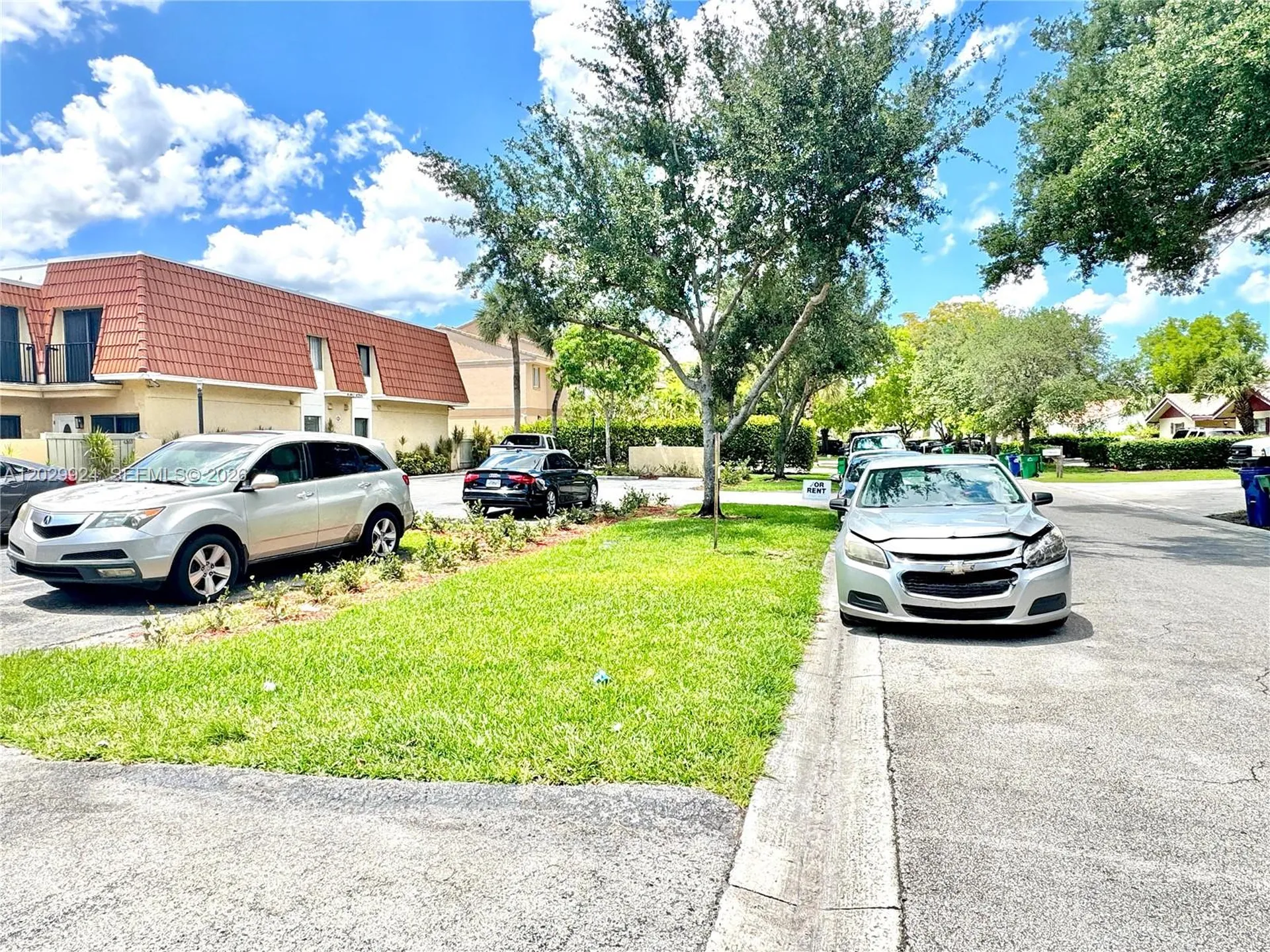 4240 NW 114th Terrace Coral Springs FL 33065