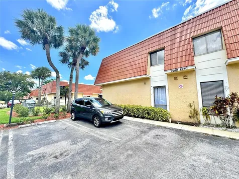 4240 NW 114th Terrace Coral Springs FL 33065