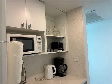 5445 Collins Avenue Miami Beach FL 33140